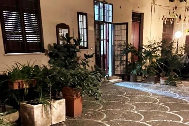 In Historic Palace Apartament Rzym
